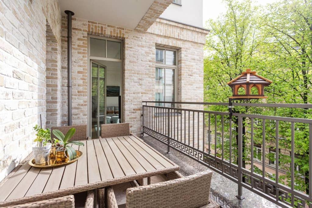 Jogailos Residence Peaceful Old Town Luxury 3 Bdr, 2 Bthr, Free Garage, Top-Speed Wifi Аеропорт Вільнюс Екстер'єр фото